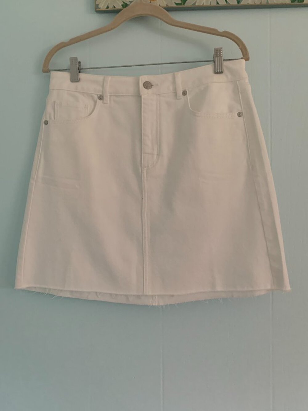 Loft Fresh Cut White Denim Skirt - size 8